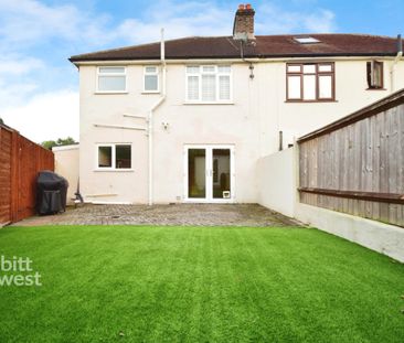 3 bedroom semi-detached house to rent - Photo 1