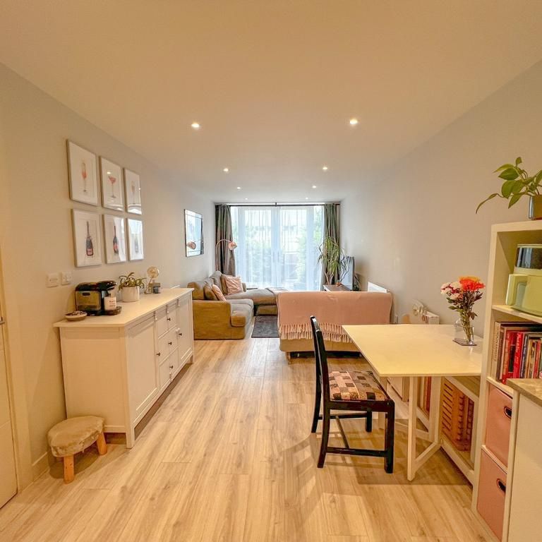 1 bedroom apartment to rent - Photo 1