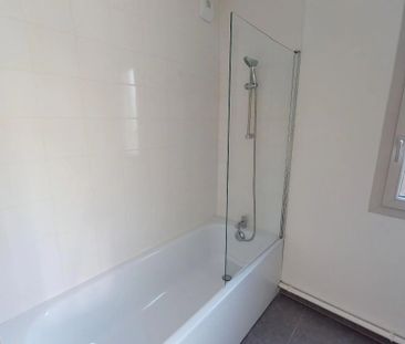 Location Appartement 4 pièces 84 m2 à Chartres - Photo 5