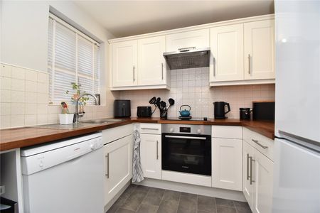 Greenwell Road, Witham, CM8 1SY - Photo 3