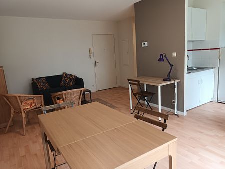 POITIERS EST: T meublé de 46.04 m² avec parking - Photo 3