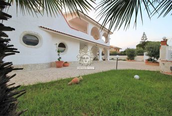 Villa con piscina - Sicilia