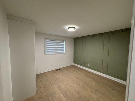 For Lease - 288 Jeffcoat Drive, Toronto, Ontario - Photo 2