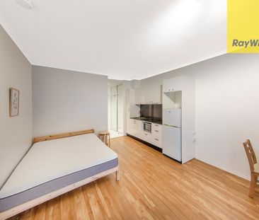 FURNISHED STUDIO APARTMENT - Photo 2