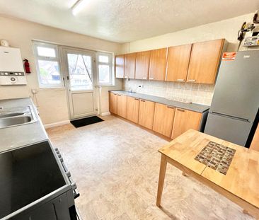 Swanage Road, Southend-on-Sea, Essex, SS2 5HX - Photo 6