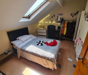4 Bed - 5 Newport Mount, Headingley, Leeds - LS6 3DB - Student - Photo 5