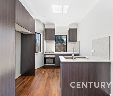 Brand New 3-Bed Home with Double Garage - Photo 4