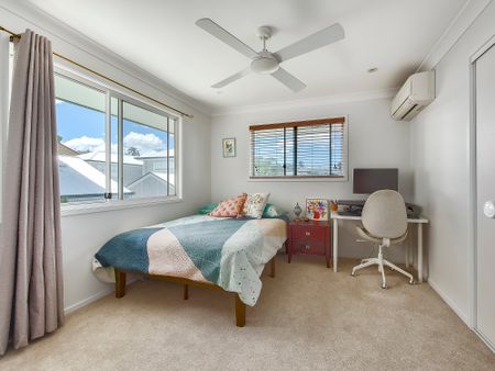 2/16 Hill Cr, Carina Heights QLD 4152 - House For Rent | Domain - Photo 5