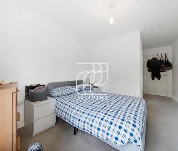Celeste House, 1 Caversham Road, London NW9 - Photo 3