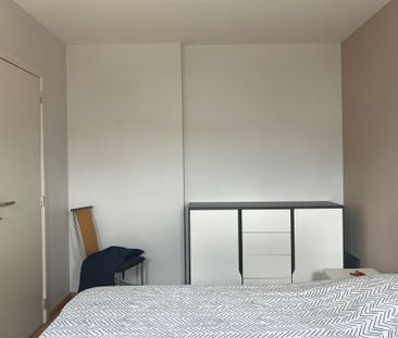 Ruim appartement met 2 slaapkamers, 2 terrassen en topligging nabij... - Foto 1