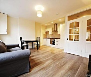 2 bedroom property to rent in Thornton Heath - Photo 1