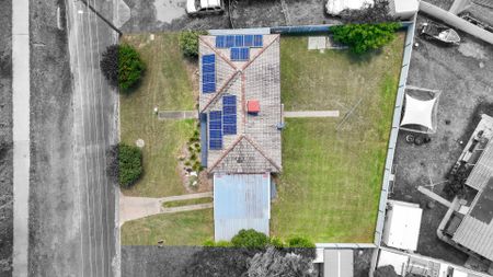 HILLVUE - 3 Bedroom Home - Photo 3