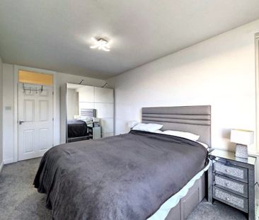 West Parade - Photo 4