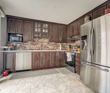For Lease - 7 Canoe Glide Lane, Brampton, Ontario - Photo 4