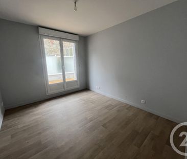 Location Appartement 5 pièces 121m² GRANVILLE 50400 - Photo 3