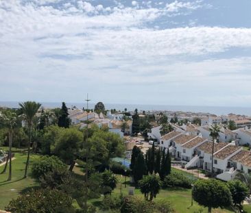 2 Bedroom Apartment For Rent in Nueva Andalucía, Málaga - Photo 1