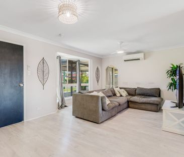 Poolside Family Living in Quiet Cul-De-Sac - Photo 1