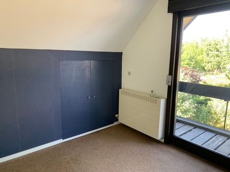 RUIME WONING MET 3 SLAAPKAMERS EN PRACHTIGE TUIN - Photo 5