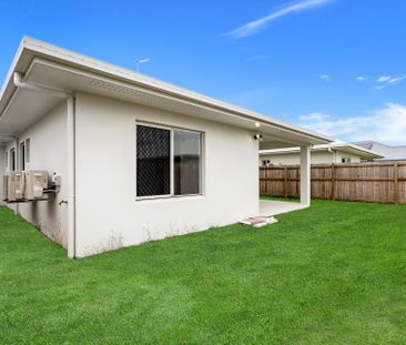 HIGH SPEC, EXECUTIVE ENTERTAINER IN SOUGHT AFTER SMITHFIELD POCKET! - Photo 5