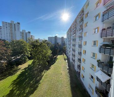 Weitblick über die Gropiusstadt - Foto 2