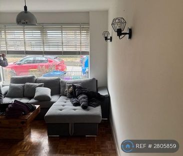 3 bedroom terraced house to rent - Photo 2