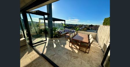 The Ultimate Beachside Entertainers Penthouse - Photo 3