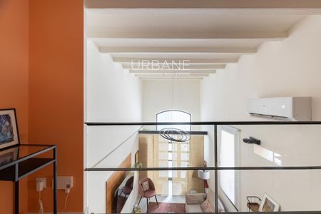 Elegante Dúplex con Entrada Privada en Gràcia - Photo 3