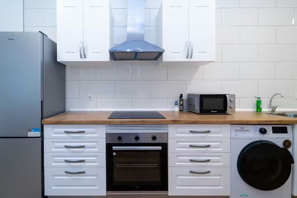 Calle de Tracia, Madrid, Community of Madrid 28037 - Photo 1