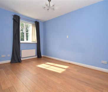 3 bedroom end of terrace house to rent - Photo 5