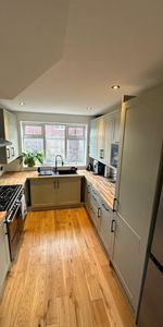 Room in a Shared House, Churchfield Road, M6 - Photo 4