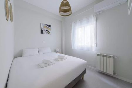 Calle de Embajadores, Madrid, Community of Madrid 28045 - Photo 3