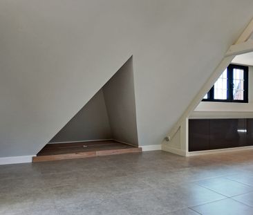 Vernieuwd appartement met terras en centrale ligging! - Photo 3