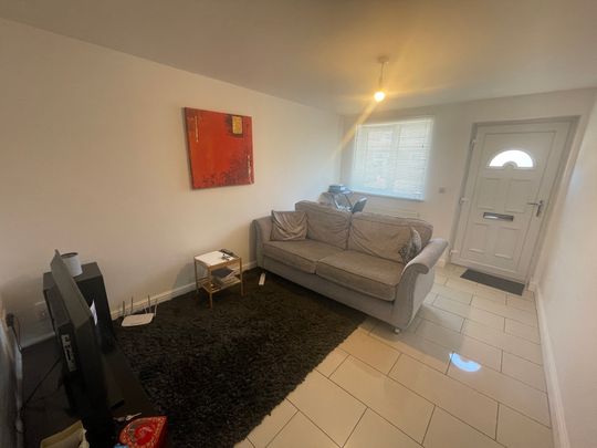 1 Stokes Close, LE8 4GP, Blaby - Photo 1