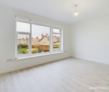 2 bedroom maisonette to rent - Photo 4