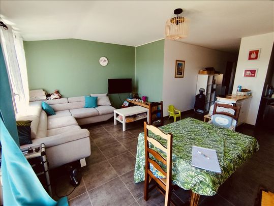 3 pièces - Meublé - 62 m² - 4ème étage - Colocation non autorisée - Photo 1