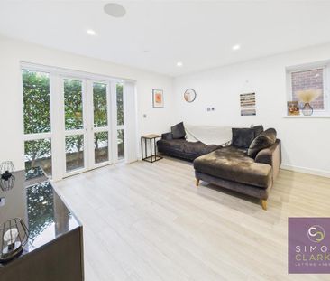 2 bedroom apartment to rent - Photo 2