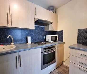 Horton Heath, SO50 - Photo 6