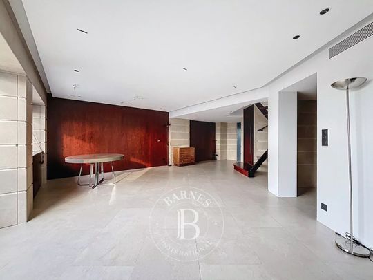 Appartement • Muette Sud - Photo 1