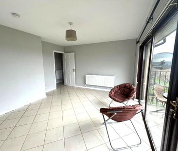 13 Windmill Avenue, Carrickfergus, BT38 8DH - Photo 2