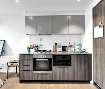 Spacious one plus Study(room Size) - Photo 4