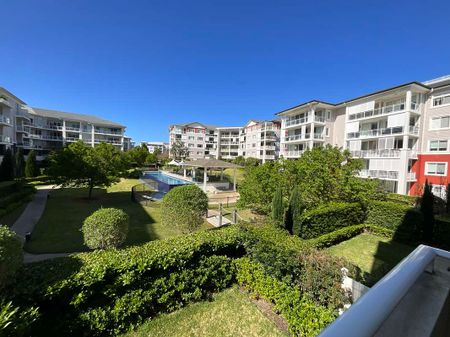 The Perfect Lifestyle one bedroom Property in Breakfast Point. - Photo 2