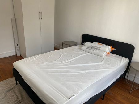 proche place république - Photo 3