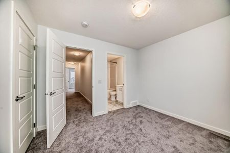 301 - Redstone Blvd, Calgary - Photo 4