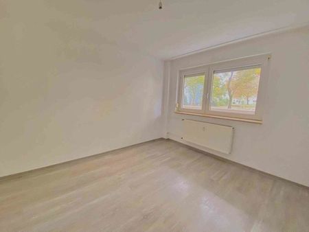 Schöne 2-Zimmer-Erdgeschosswohnung mit Blick ins Grüne - Photo 3