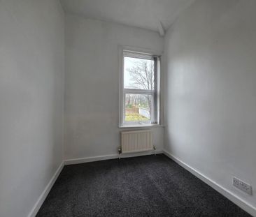 2 bedroom end of terrace house to rent - Photo 4