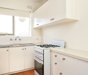 17/32 Richardson Street, Essendon VIC 3040 - Photo 1