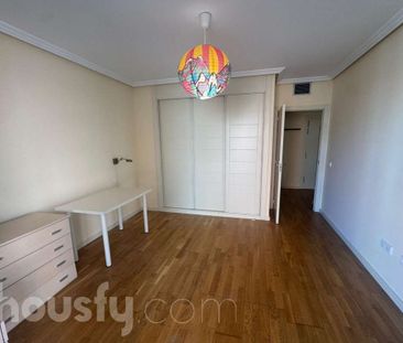 Piso de alquiler en Calle de Trefacio, ., Canillas - Photo 5