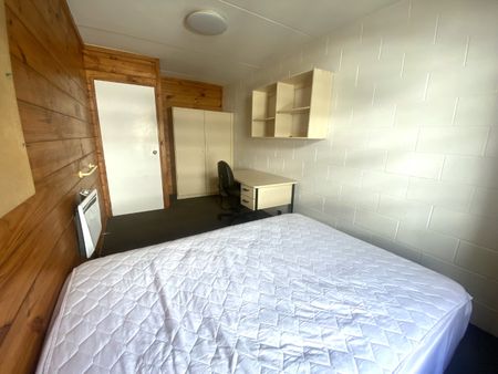 Five bedroom fully furnished apartment - Photo 4