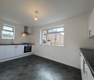 Tuxford Avenue - Photo 6