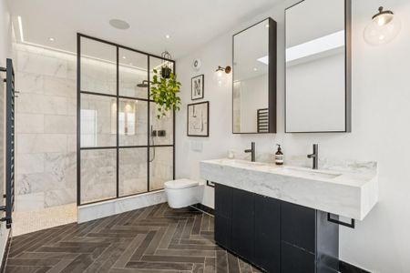 5 bedroom semi-detached house to rent - Photo 3